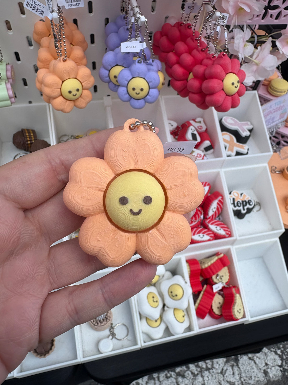 🌸 Happy Flower Fidget Keychain