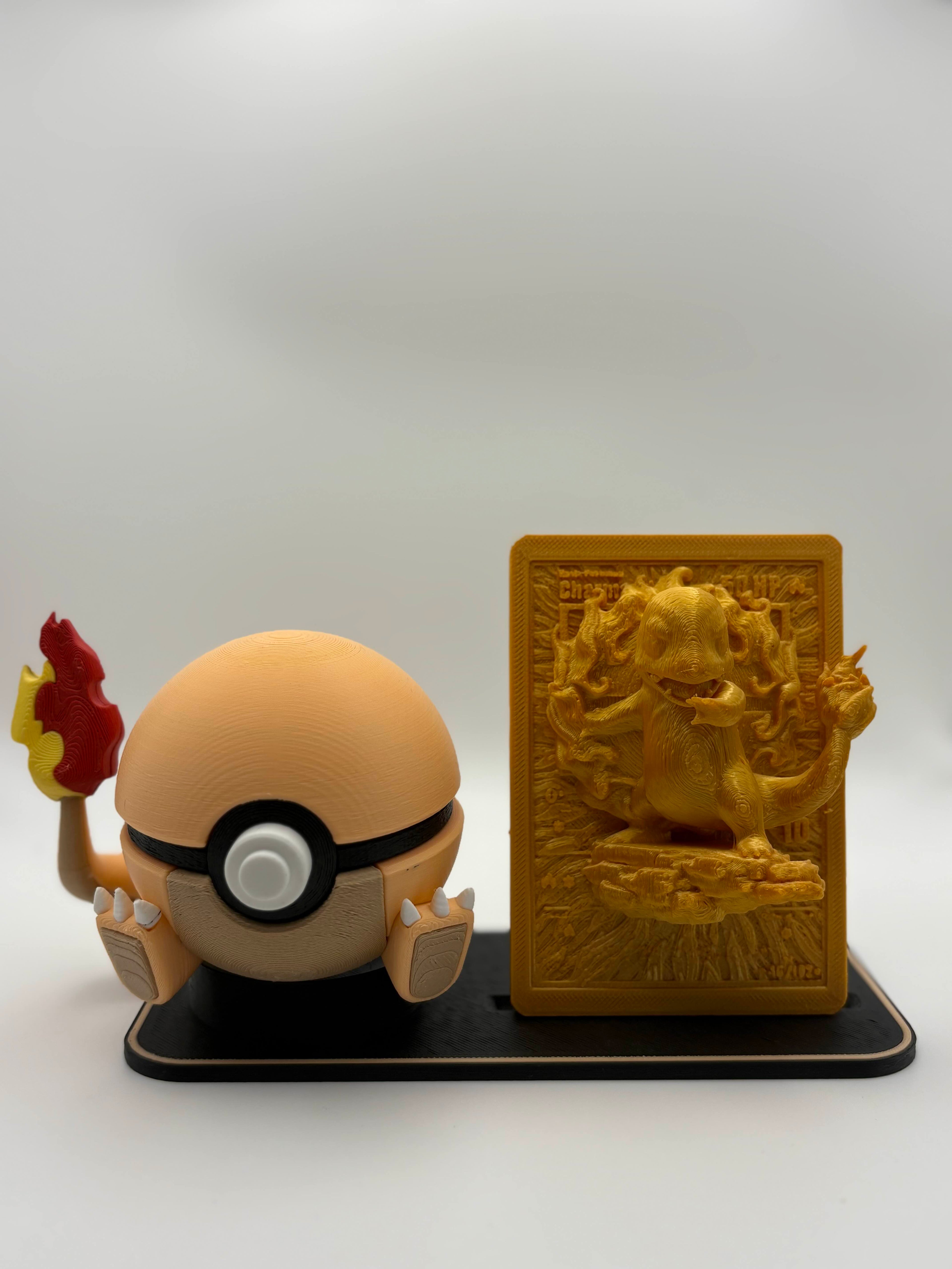 #0004 Charmander Display Set – Character Ball Collectible