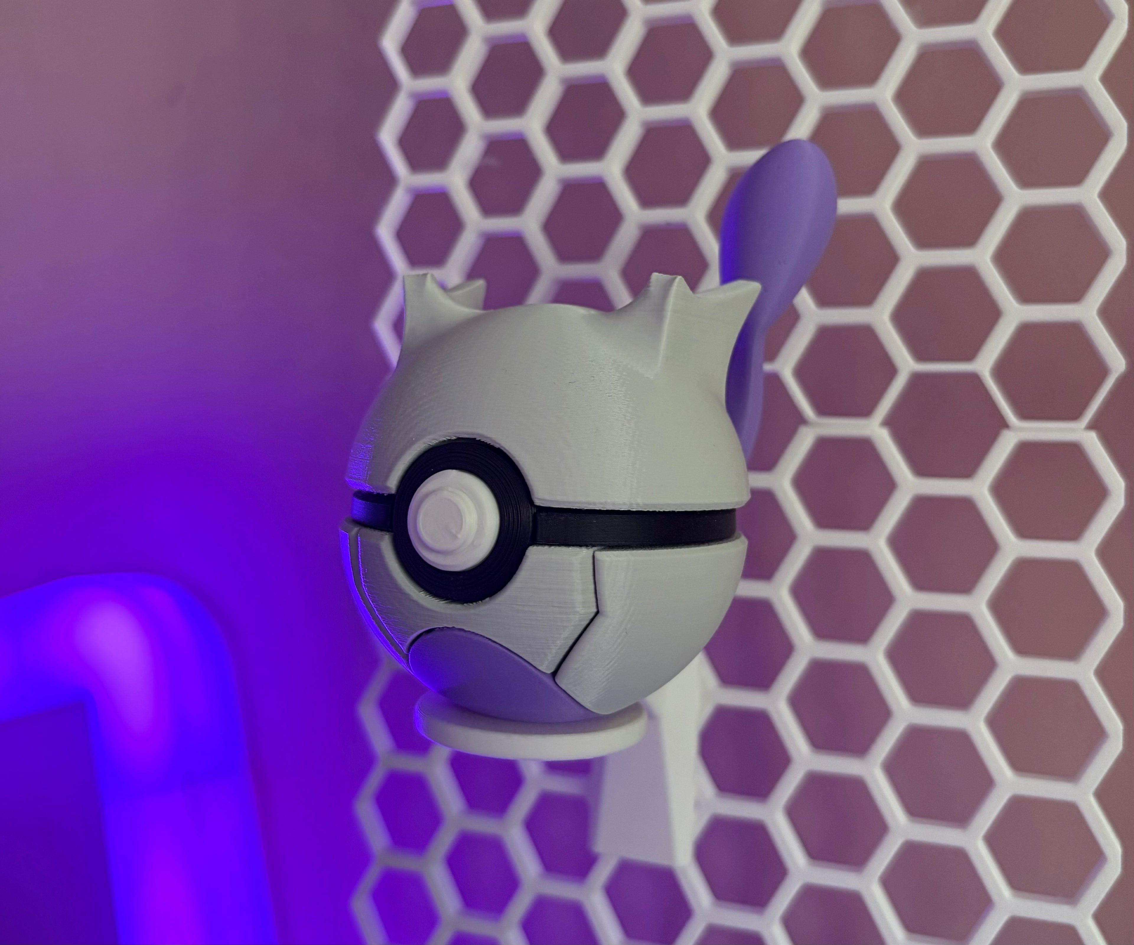 #0150 Mewtwo - Character Ball
