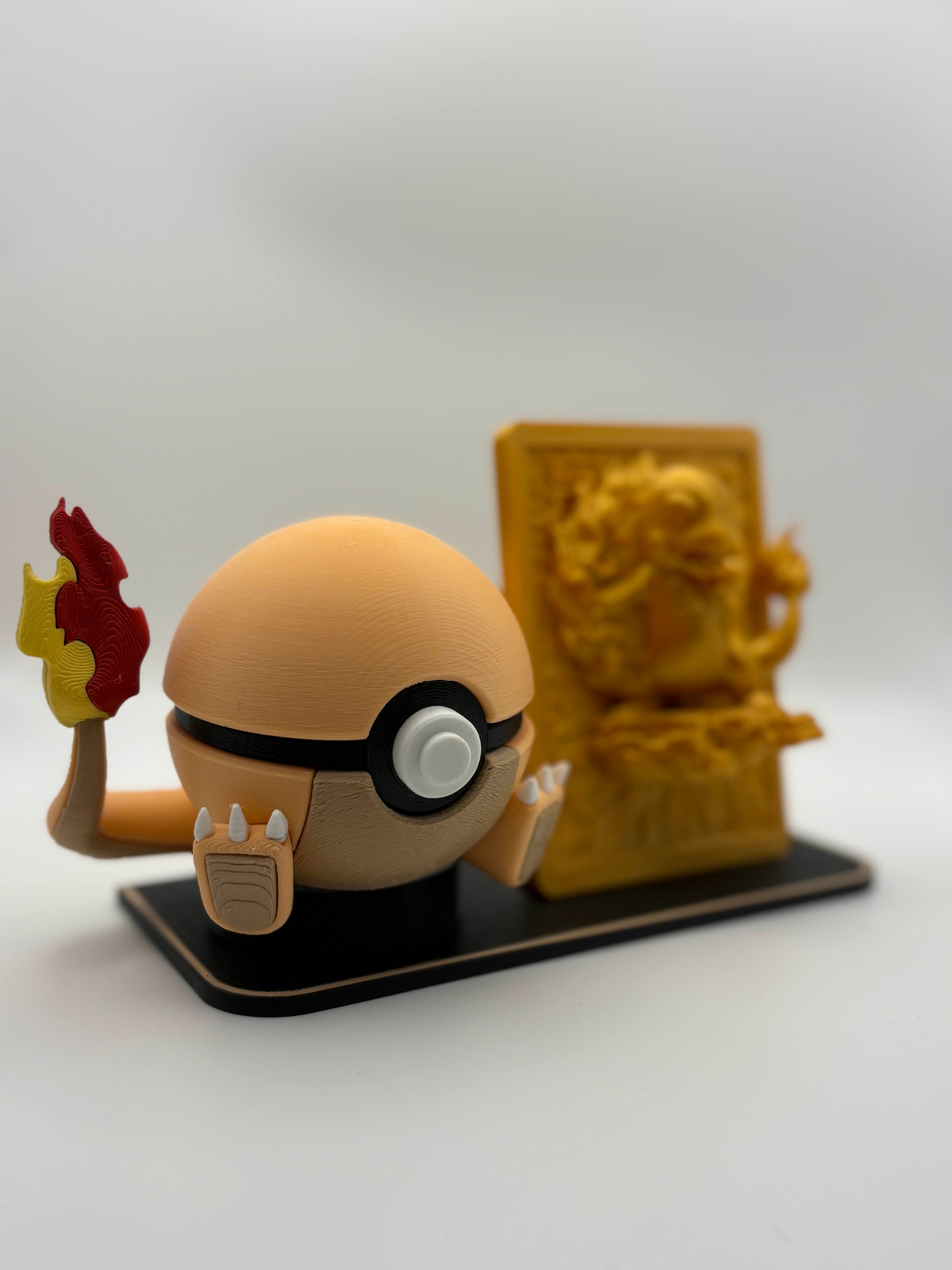 #0004 Charmander Display Set – Character Ball Collectible