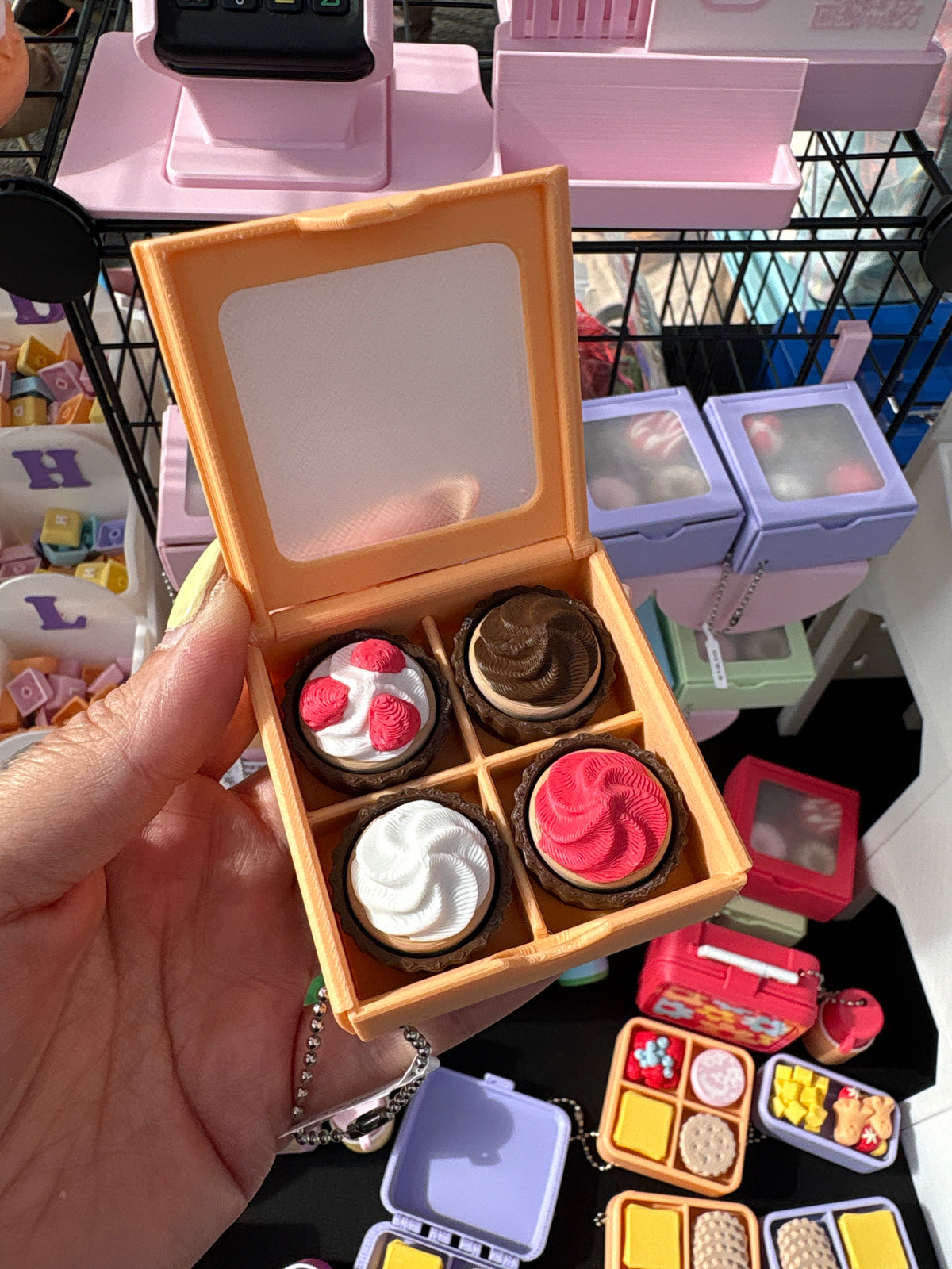 🍩🧁 Dessert Box – Clickers
