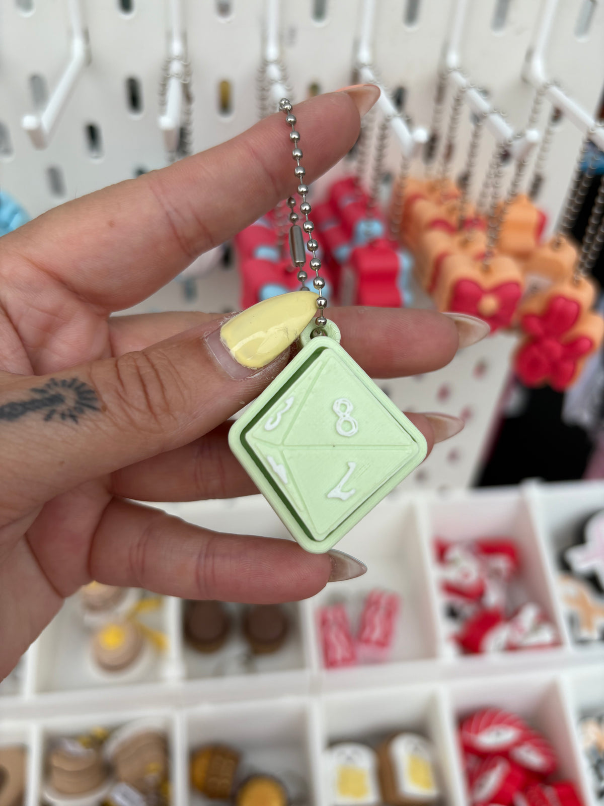 🎲 Dice Fidget Keychain