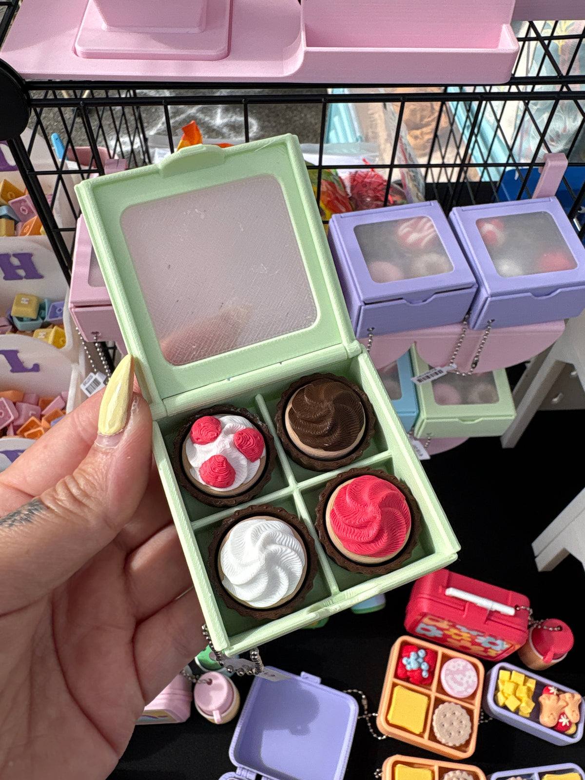 🍩🧁 Dessert Box – Clickers