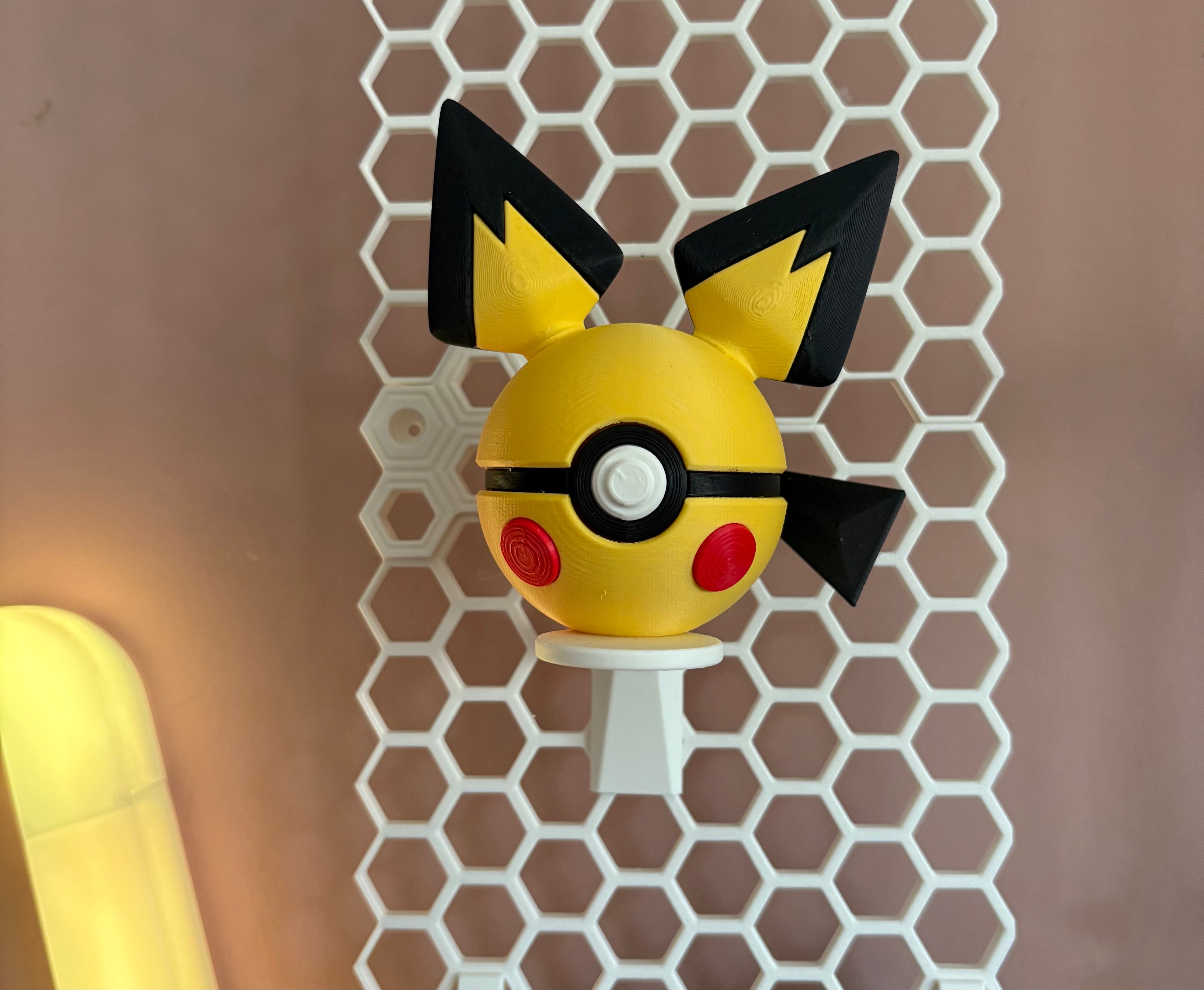 #0172 Pichu - Character Ball